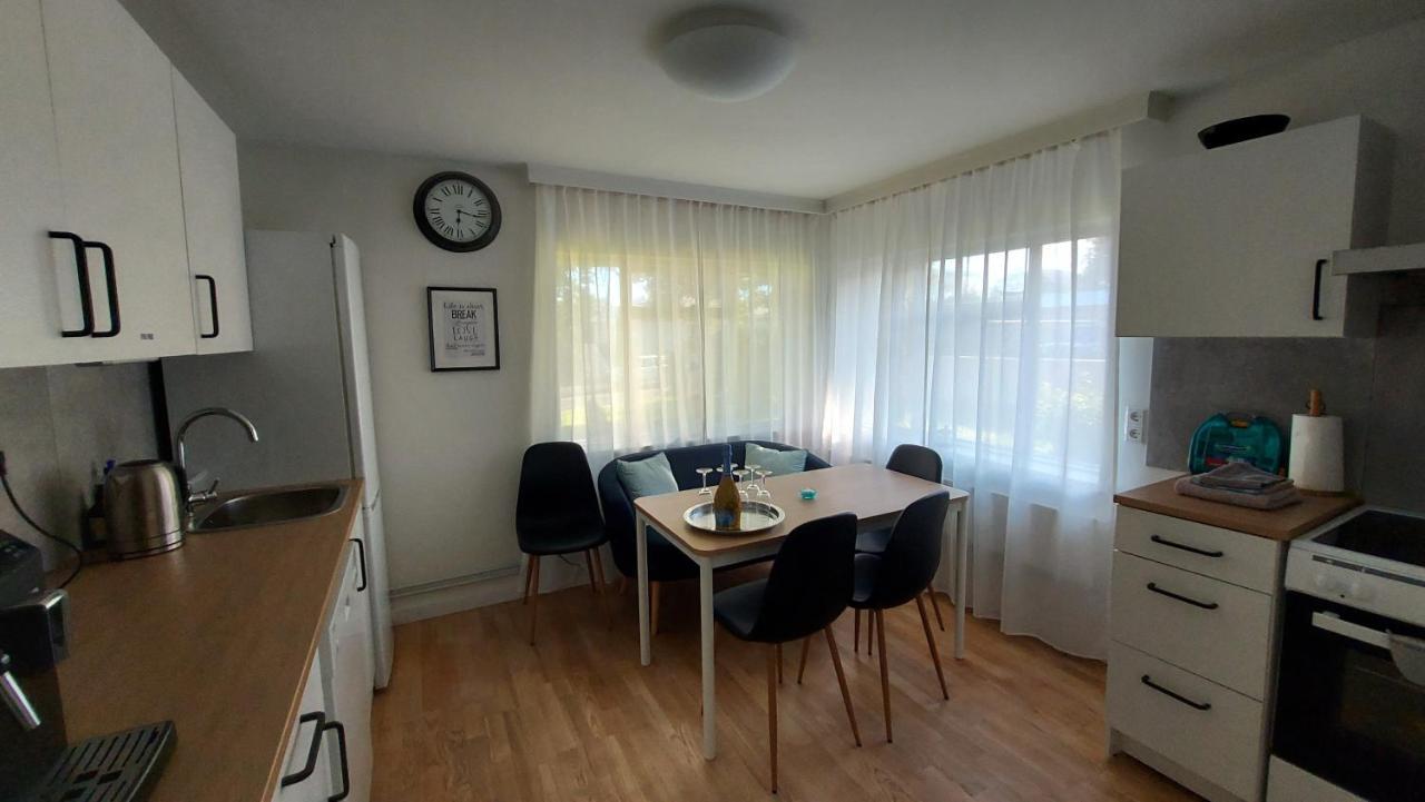 B&B Rooms 3 Double room bed 140x200 DeLux Húsavík Buitenkant foto